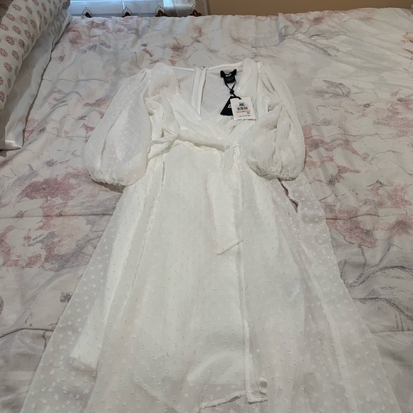 New with tag - Picture 3 of 4